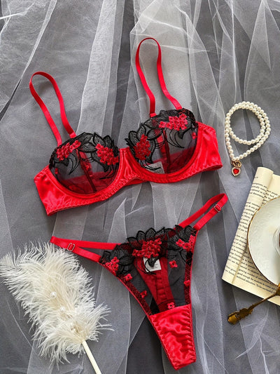 Contrast Lace Lingerie Set